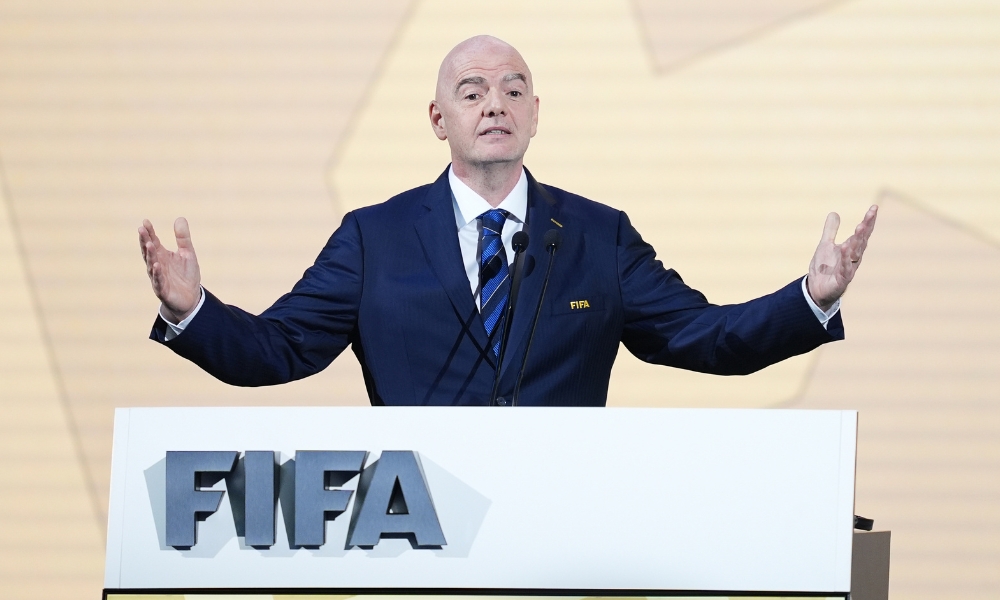 了他多次与 了他多次与